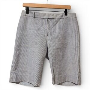 Brooks Brothers 346 Womens 8 Navy Striped Seersucker Bermuda Shorts 100% Cotton